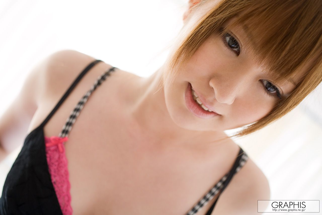 中居みゆ/中居美优 [Graphis] First Gravure 初脱ぎ娘