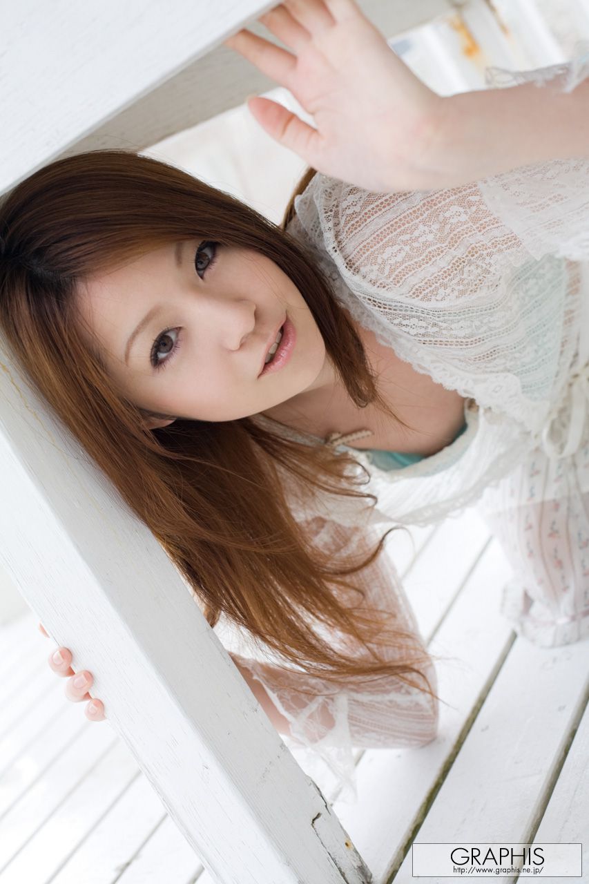 小泉梨菜《Small Spring》 [Graphis] Gals