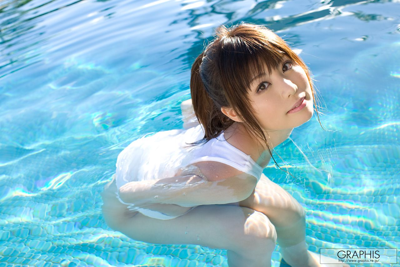 平井綾《Gorgeous Honey》 [Graphis] Gals