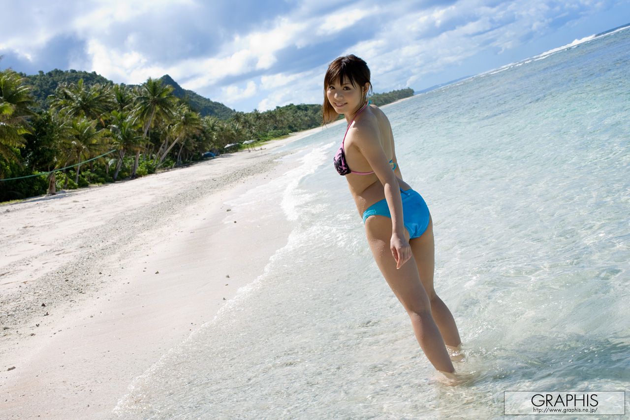 平井綾《Gorgeous Honey》 [Graphis] Gals