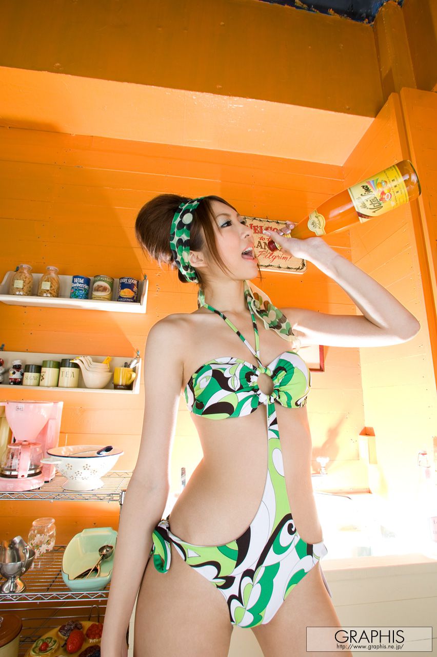 相崎琴音《Chiwachs》 [Graphis] Gals