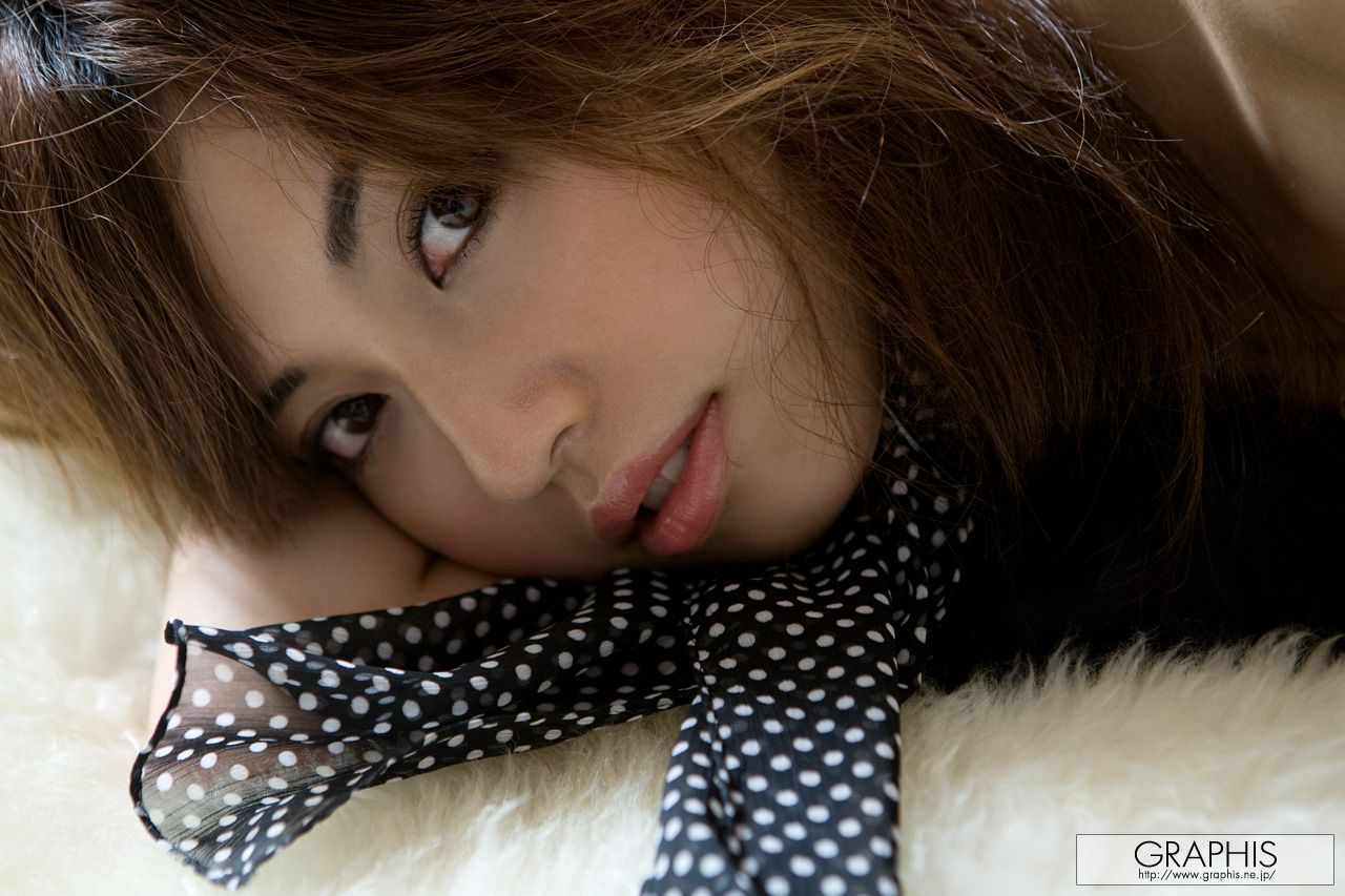 横山美雪《White Snow》 [Graphis] Gals