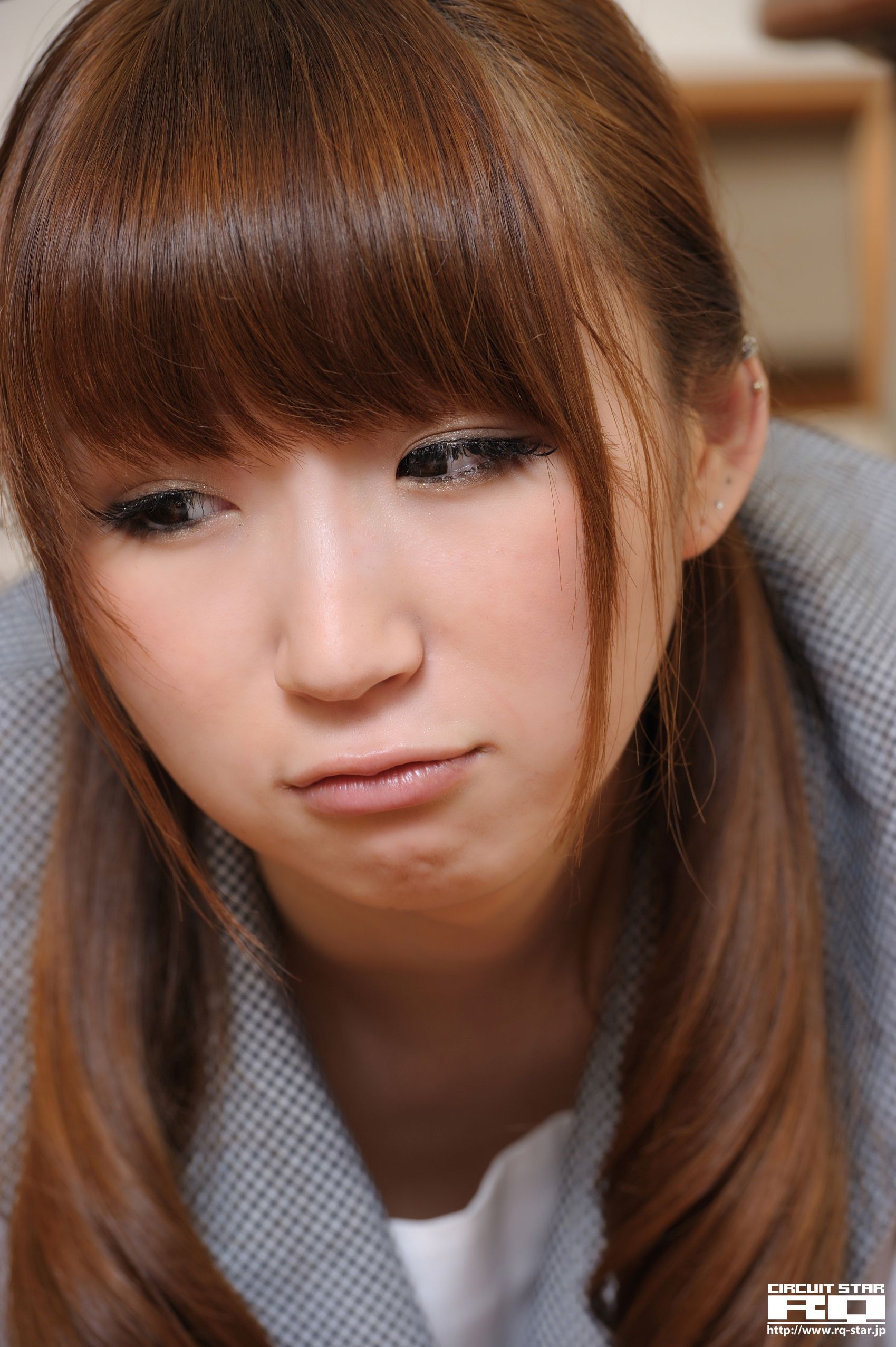 [RQ-STAR] NO.00571 荒井嘉奈 School Girl 写真集
