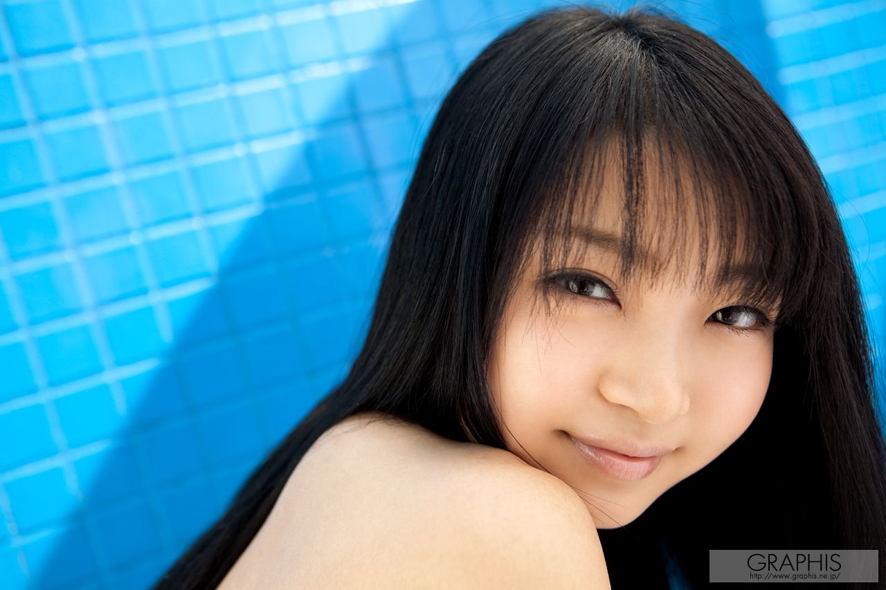 葵ちひろ/葵千寻 [Graphis] First Gravure 初脱ぎ娘