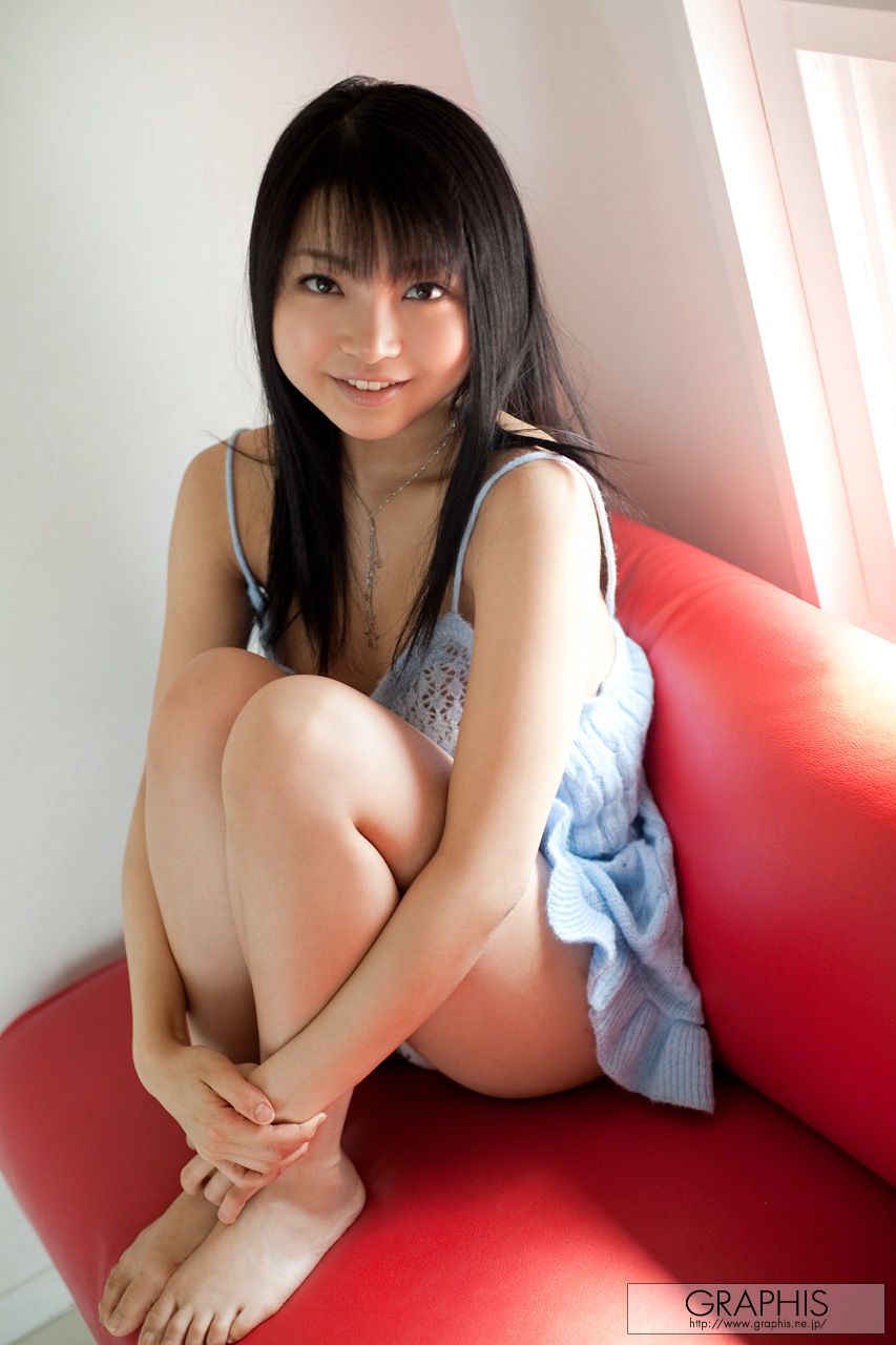 葵ちひろ/葵千寻 [Graphis] First Gravure 初脱ぎ娘