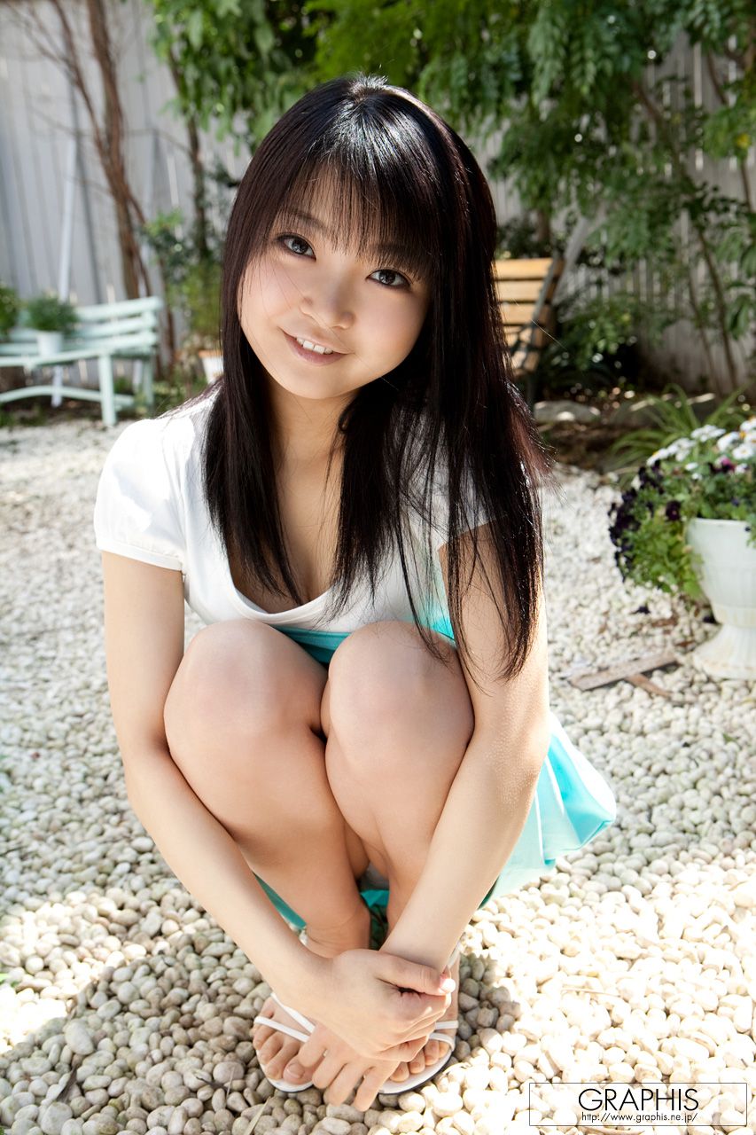 葵ちひろ/葵千寻 [Graphis] First Gravure 初脱ぎ娘