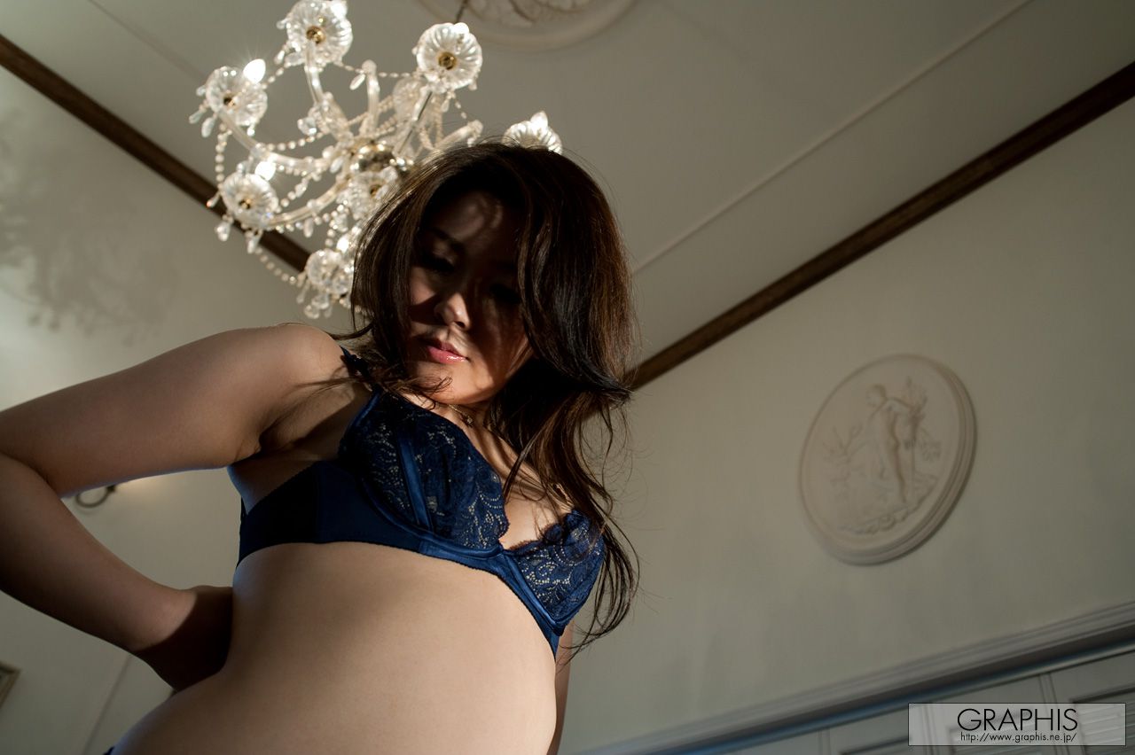 Rinka Aiuchi 爱内梨花 [Graphis] First Gravure 初脱ぎ娘