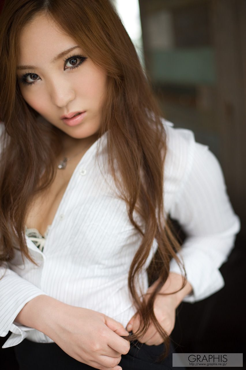 Rin Fujisawa 藤沢りん [Graphis] First Gravure 初脱ぎ娘