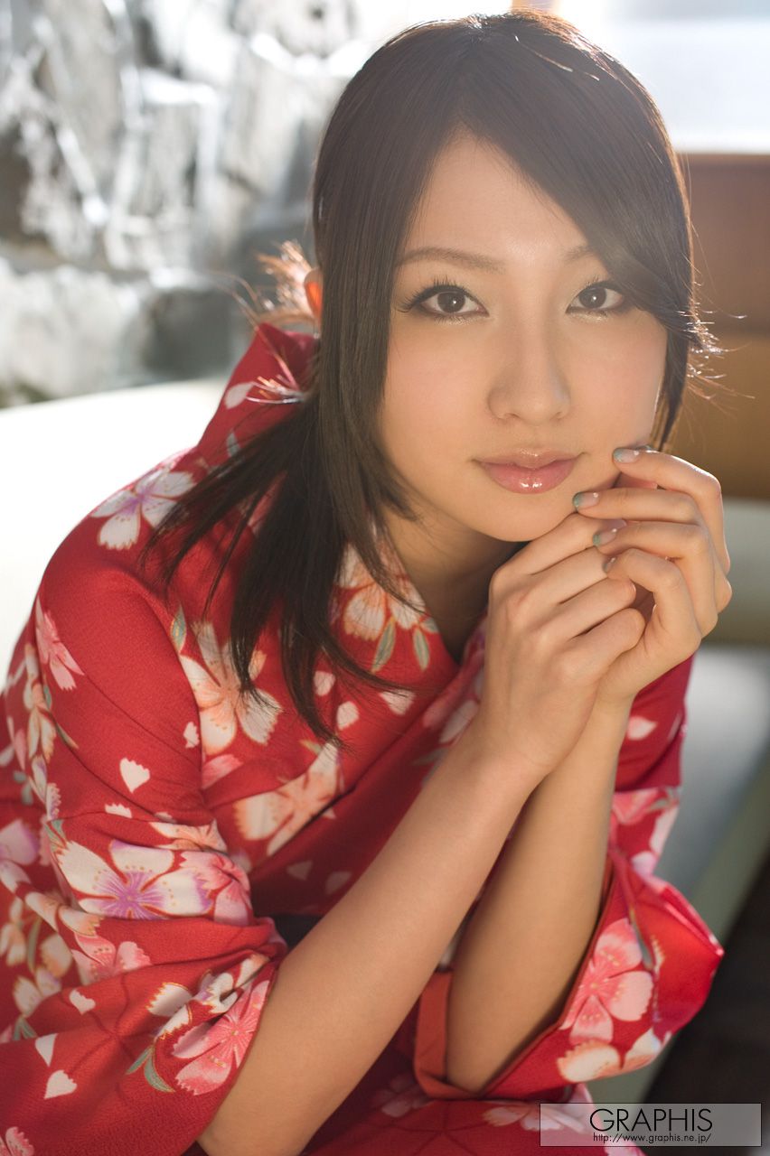 Saki Yano 矢野沙纪 [Graphis] First Gravure 初脱ぎ娘