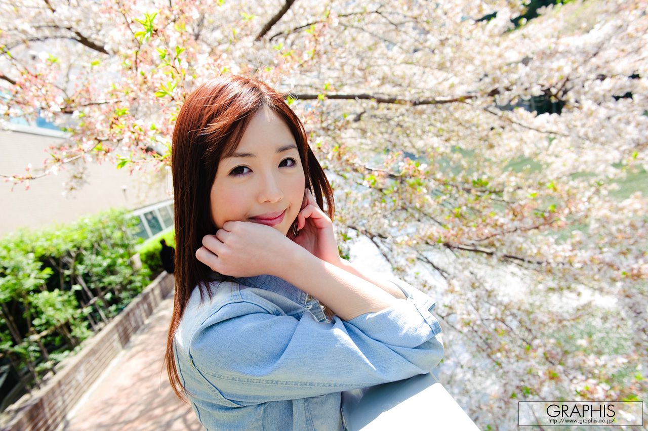 あやめ美桜/菖浦美樱 [Graphis] First Gravure 初脱ぎ娘
