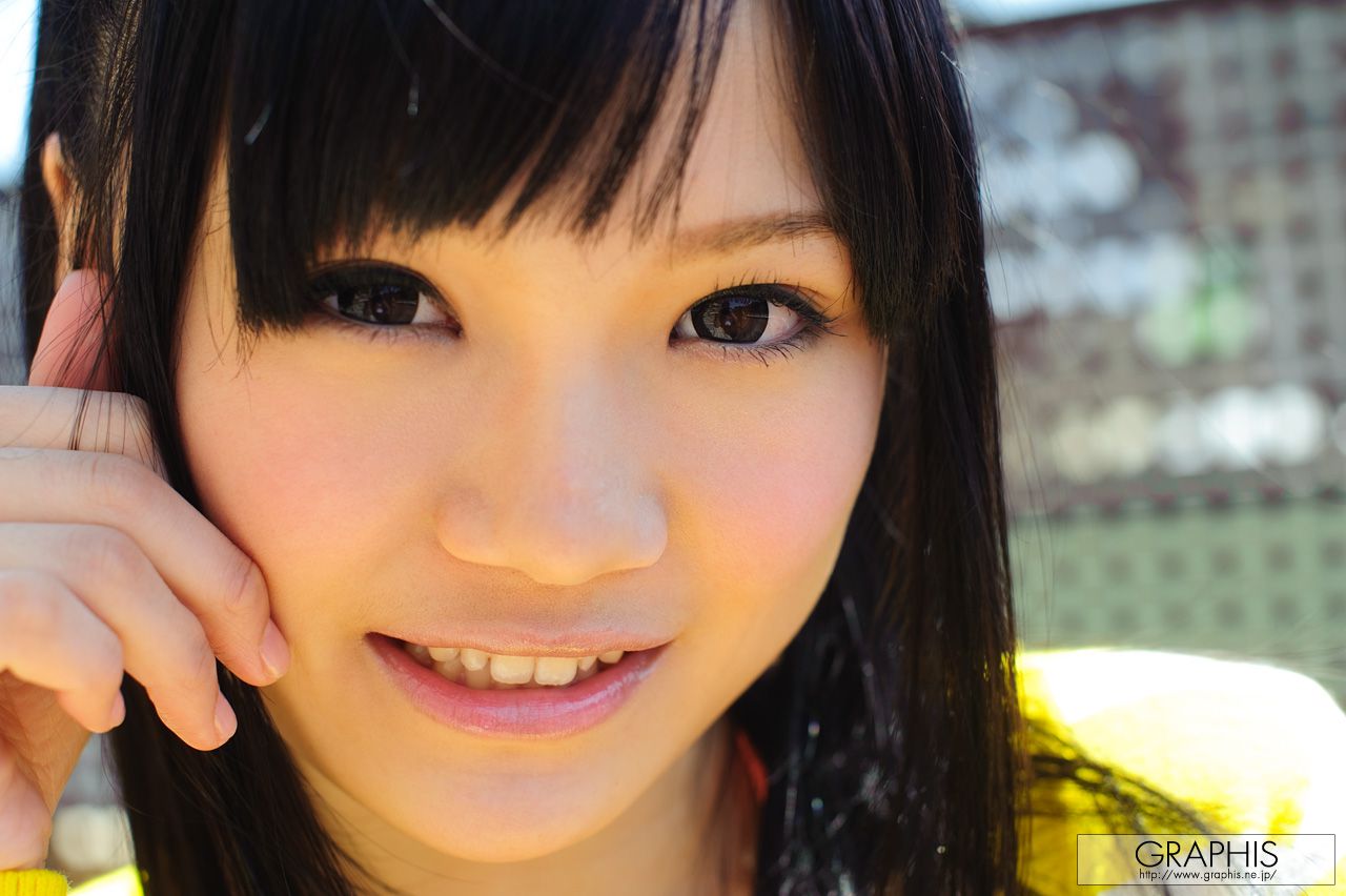 荣仓あい/荣仓爱 [Graphis] First Gravure 初脱ぎ娘