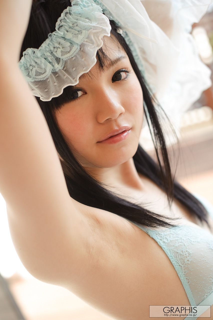 荣仓あい/荣仓爱 [Graphis] First Gravure 初脱ぎ娘