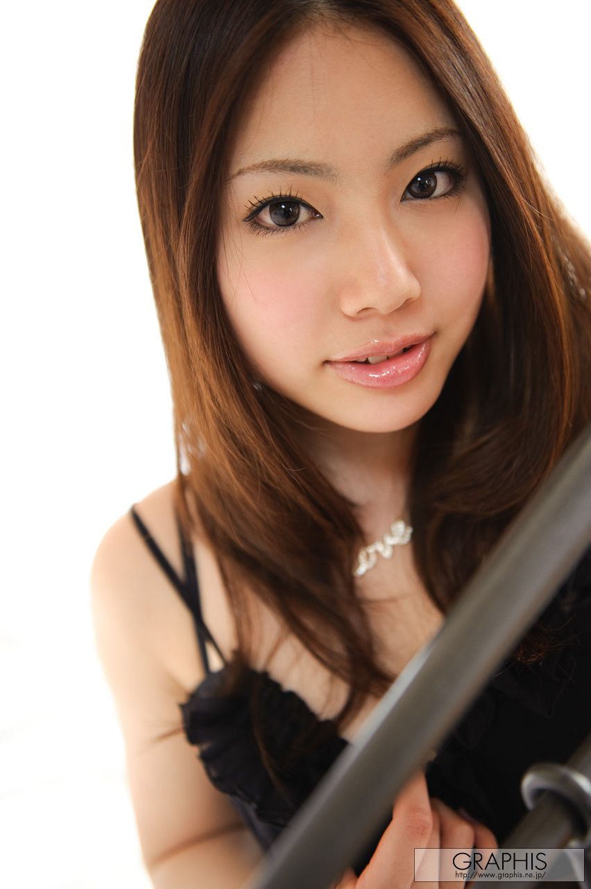 市川まほ/市川真帆 [Graphis] First Gravure 初脱ぎ娘