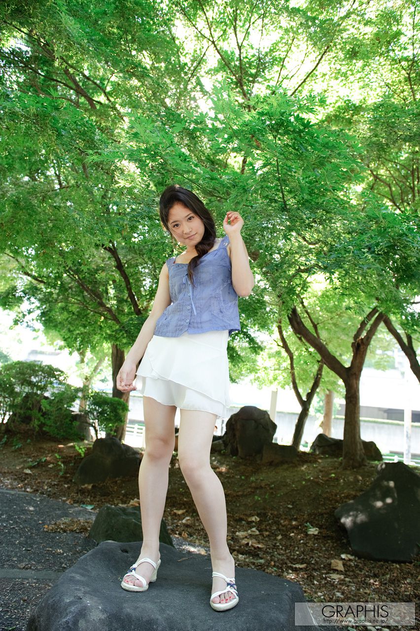 Midori Mizuno 水野碧 [Graphis] First Gravure 初脱ぎ娘