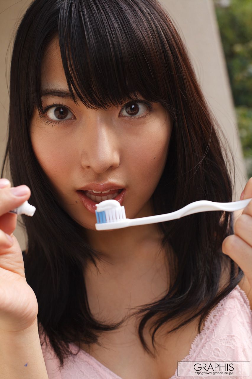 由爱可奈《Further Growth》》 [Graphis] Special Contents
