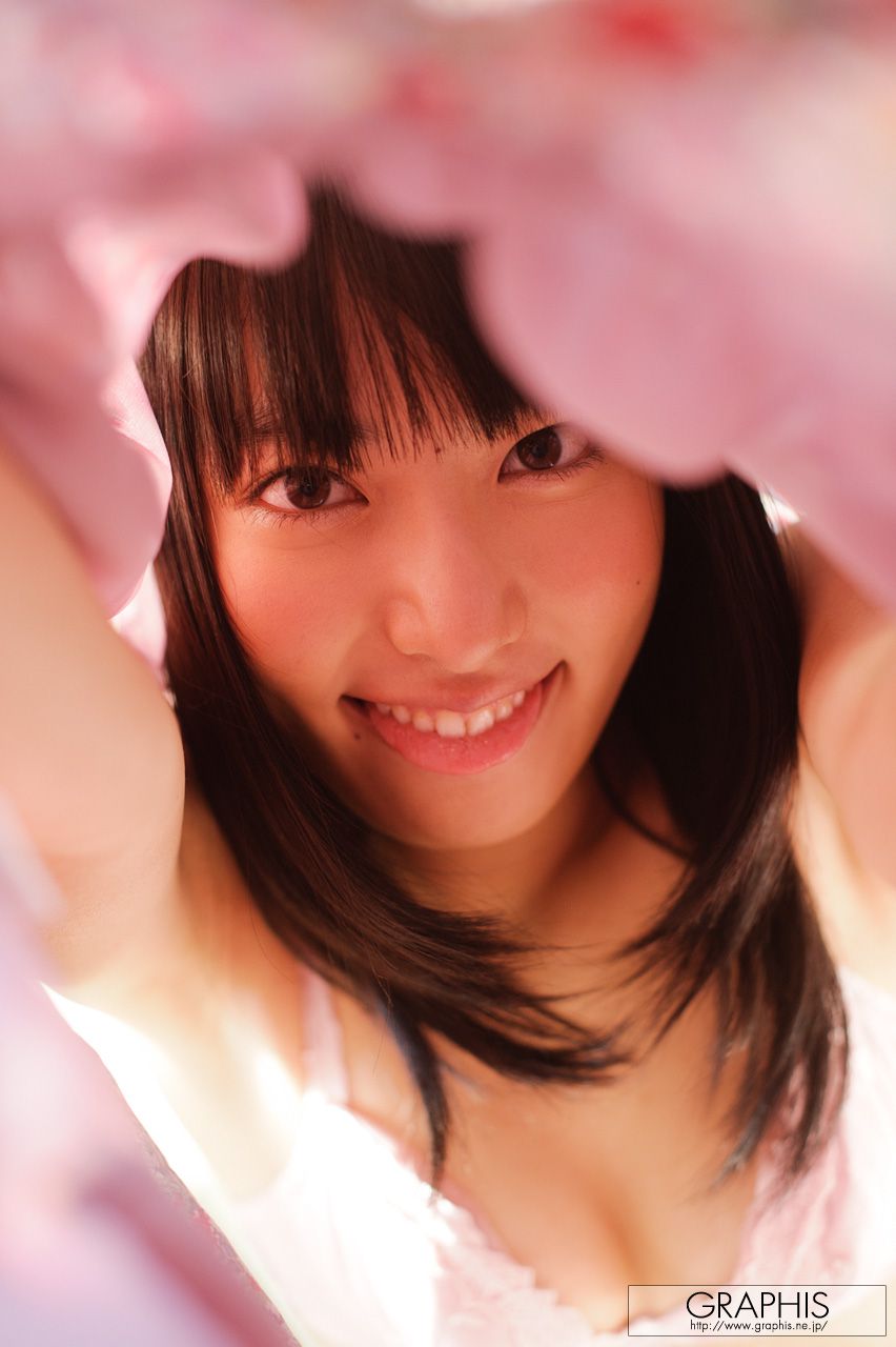 由爱可奈《Identity》 [Graphis] Gals