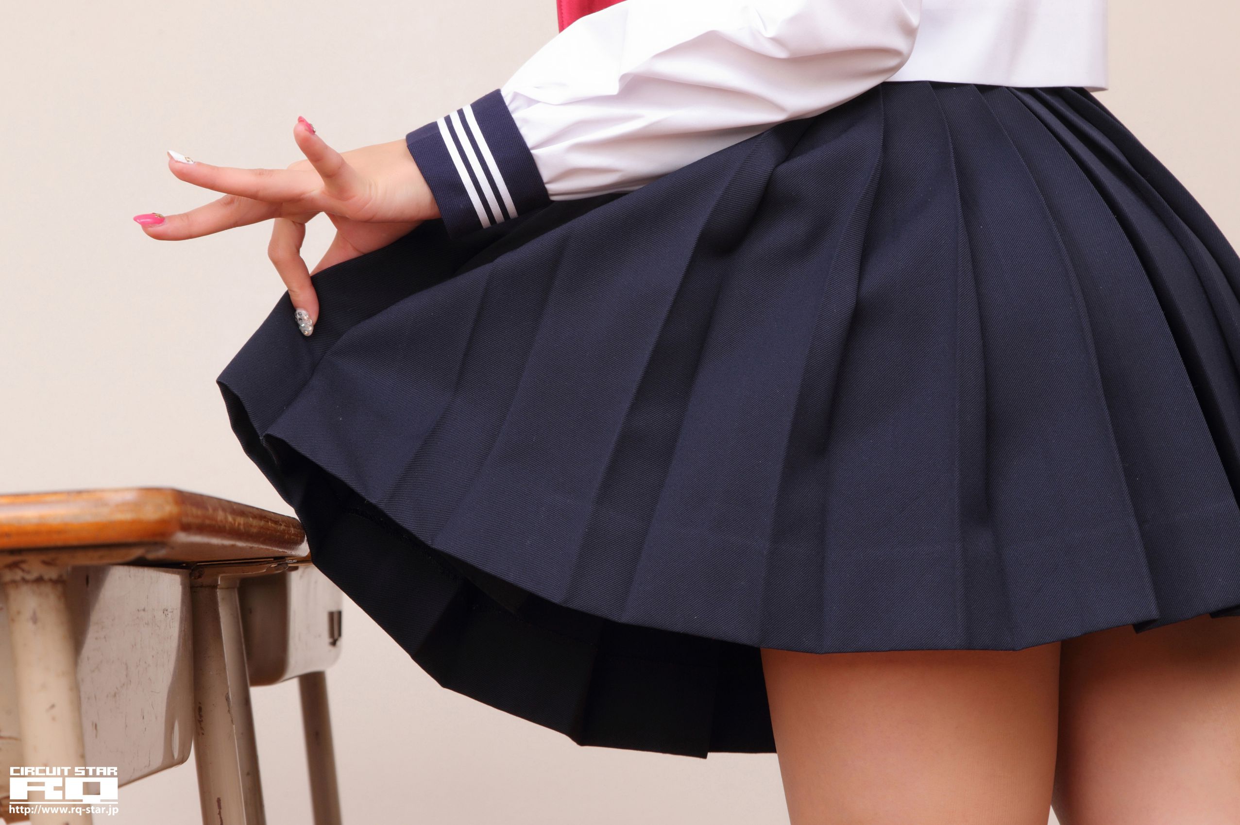 [RQ-STAR] NO.00584 春菜めぐみ/春菜惠 School Girl 写真集
