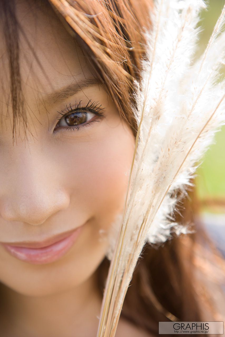 小島みなみ《MINAMIKAZE》 [Graphis] Special Contents