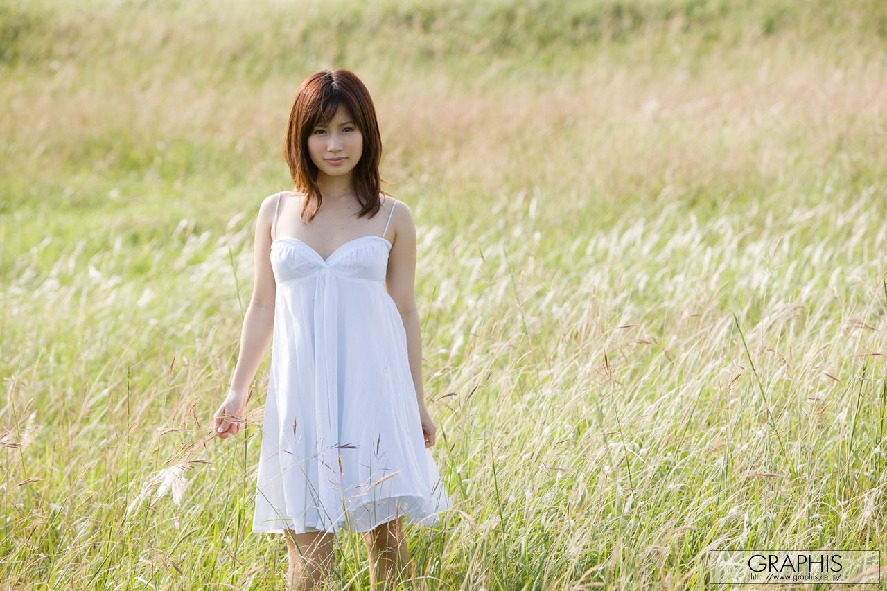 小島みなみ《MINAMIKAZE》 [Graphis] Special Contents