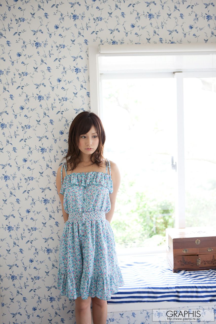小島みなみ《MINAMIKAZE》 [Graphis] Special Contents