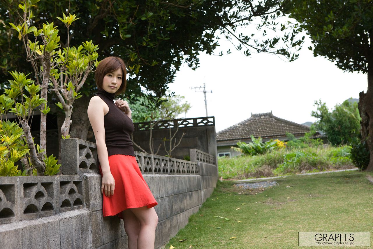 奥田咲《Bloom》 [Graphis] Special Contents