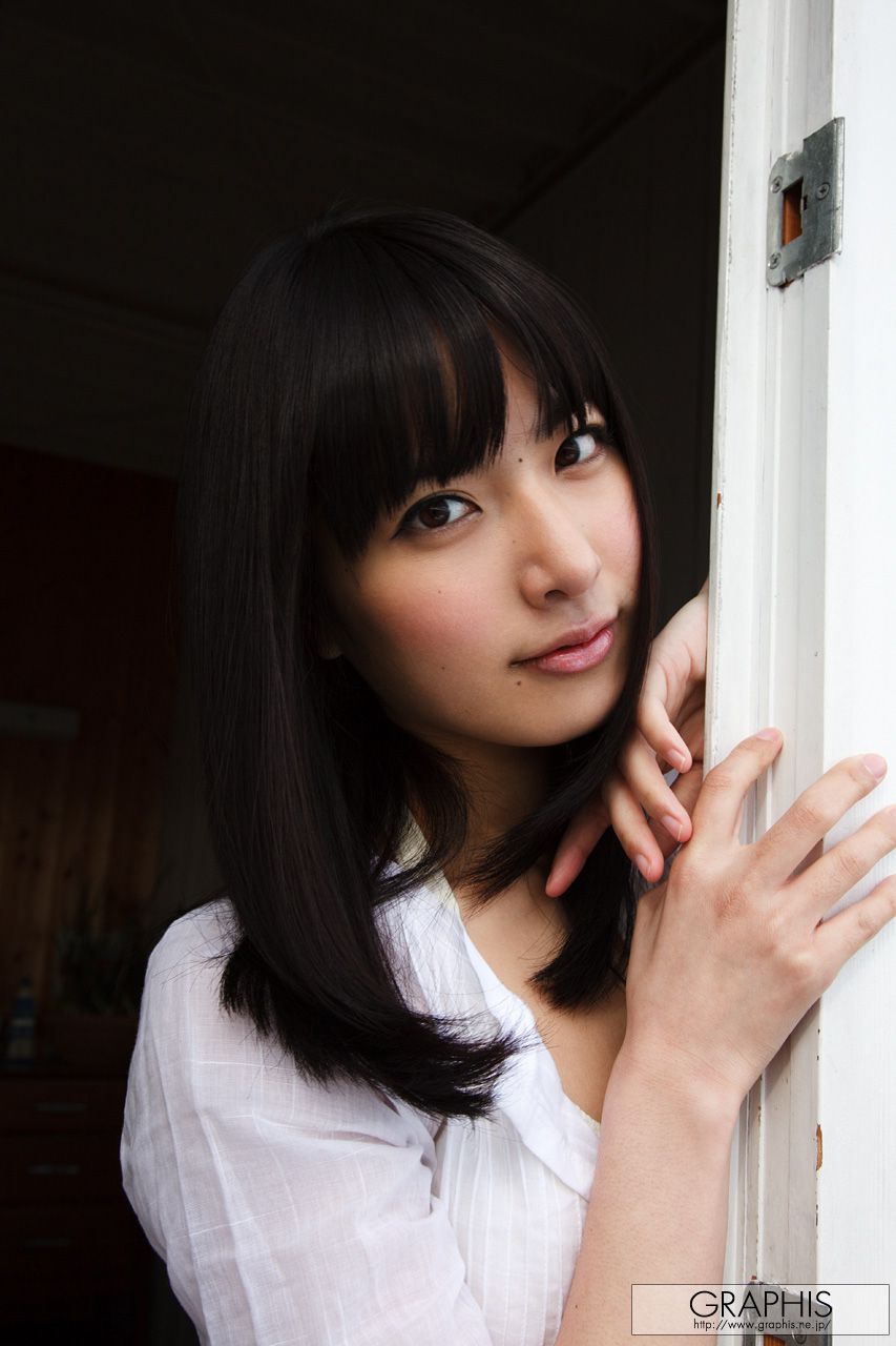 由爱可奈《Never Change》 [Graphis] Gals