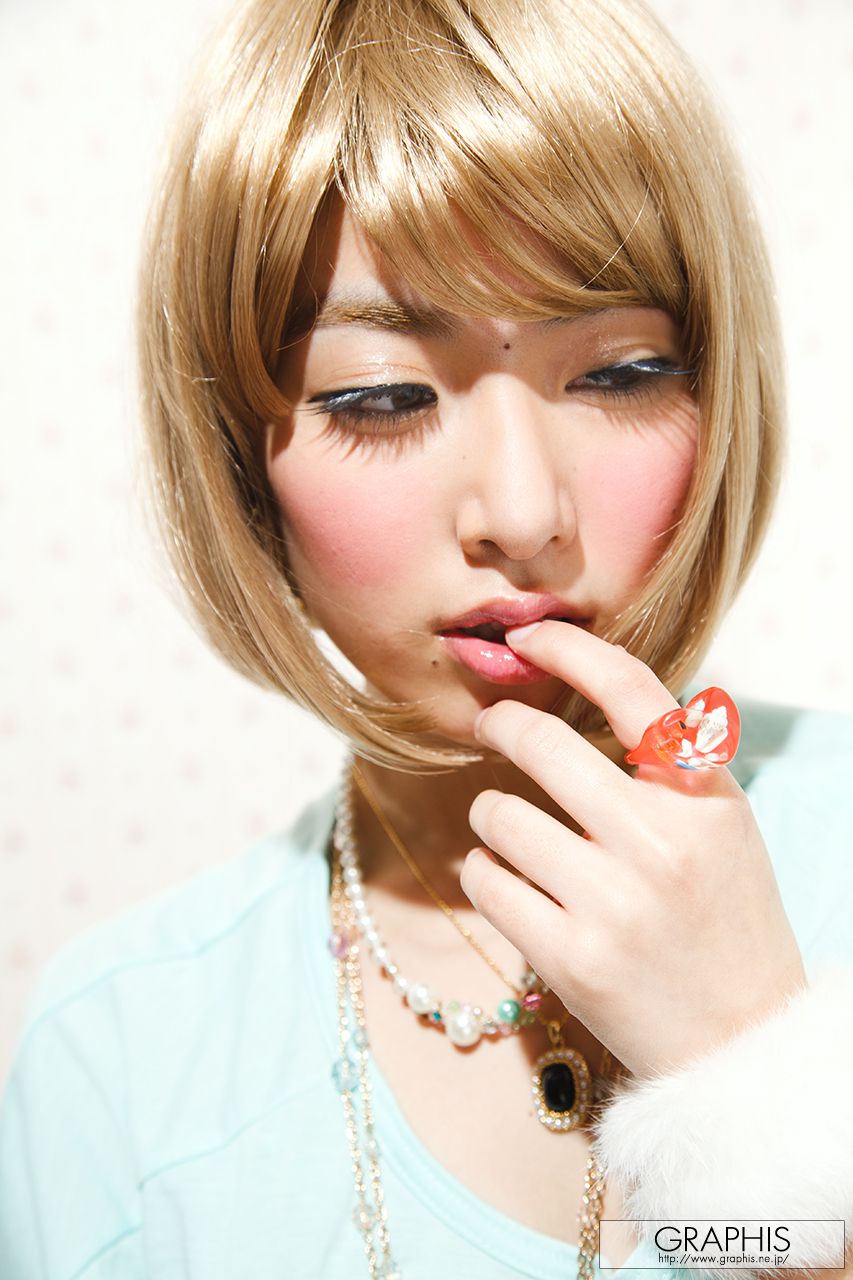 由爱可奈《Never Change》 [Graphis] Gals