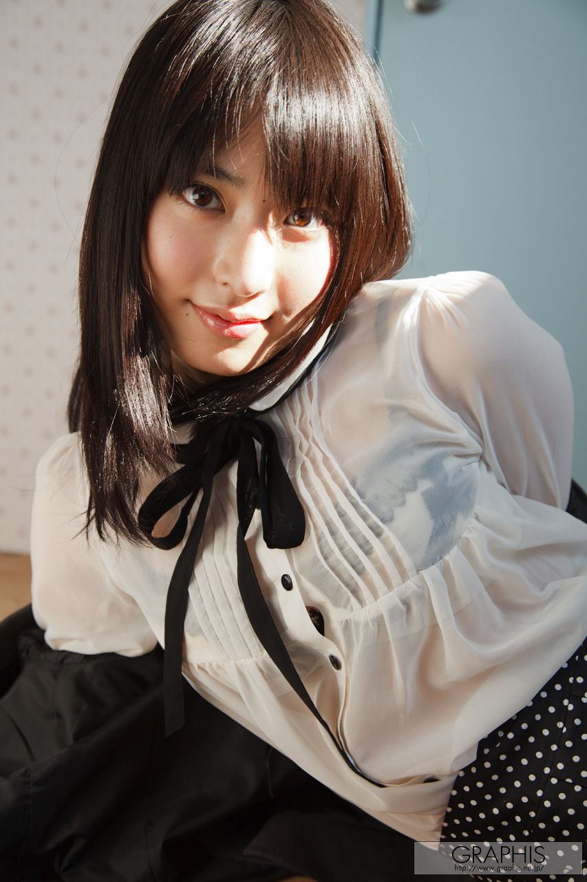 由爱可奈《Never Change》 [Graphis] Gals