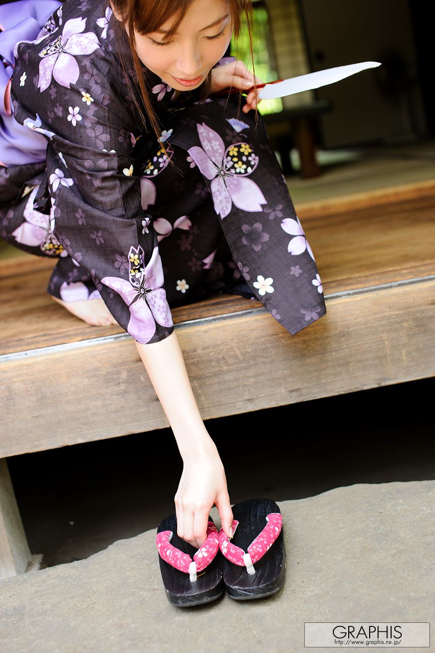 横山美雪《Blossoms》 [Graphis] Gals