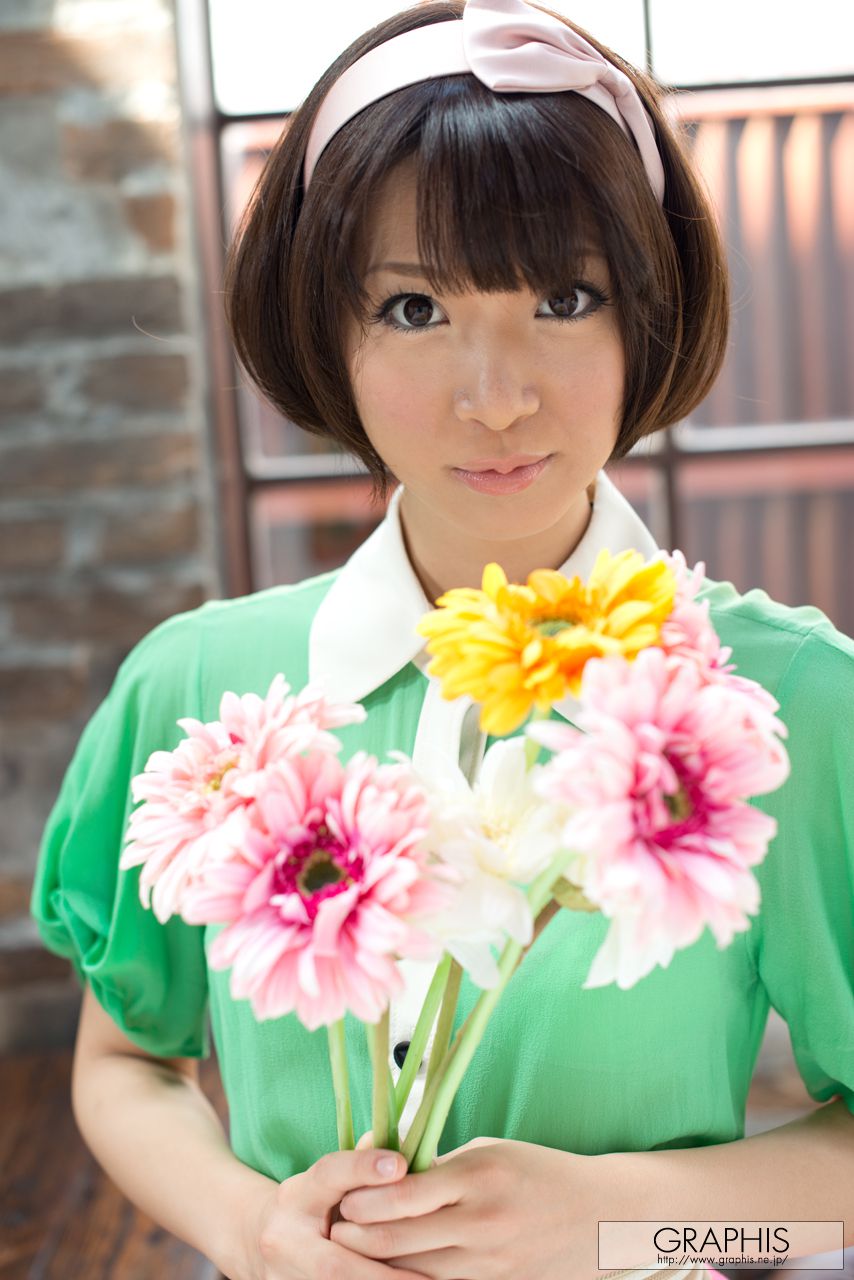 Mayu Kamiya 神谷まゆ [Graphis] First Gravure 初脱ぎ娘