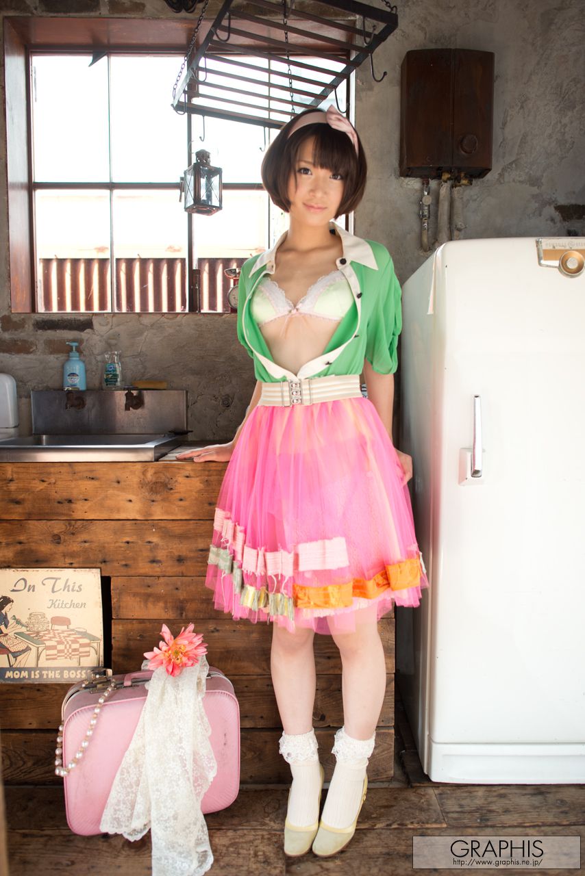 Mayu Kamiya 神谷まゆ [Graphis] First Gravure 初脱ぎ娘