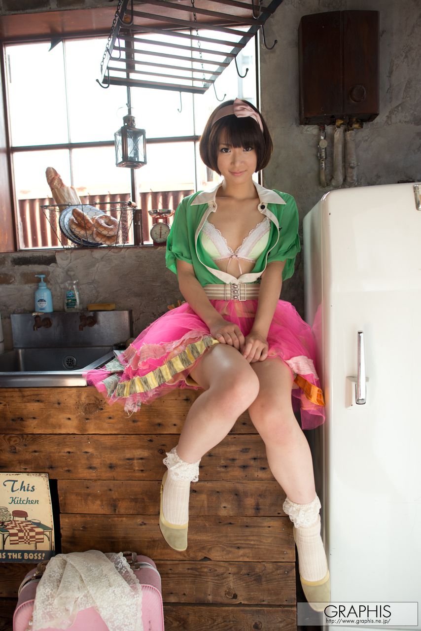 Mayu Kamiya 神谷まゆ [Graphis] First Gravure 初脱ぎ娘