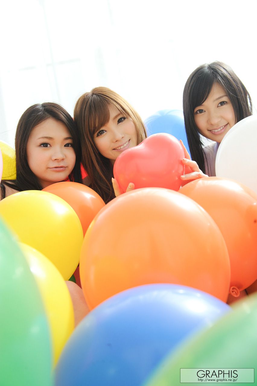 鹤田かな、加藤リナ、小仓奈々 [Graphis] Special Girls Gravure