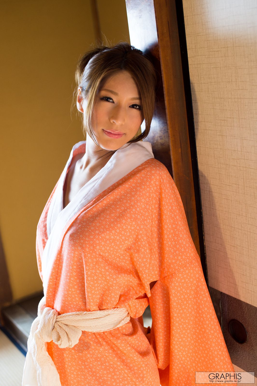 Nami Hoshino 星野ナミ [Graphis] First Gravure 初脱ぎ娘