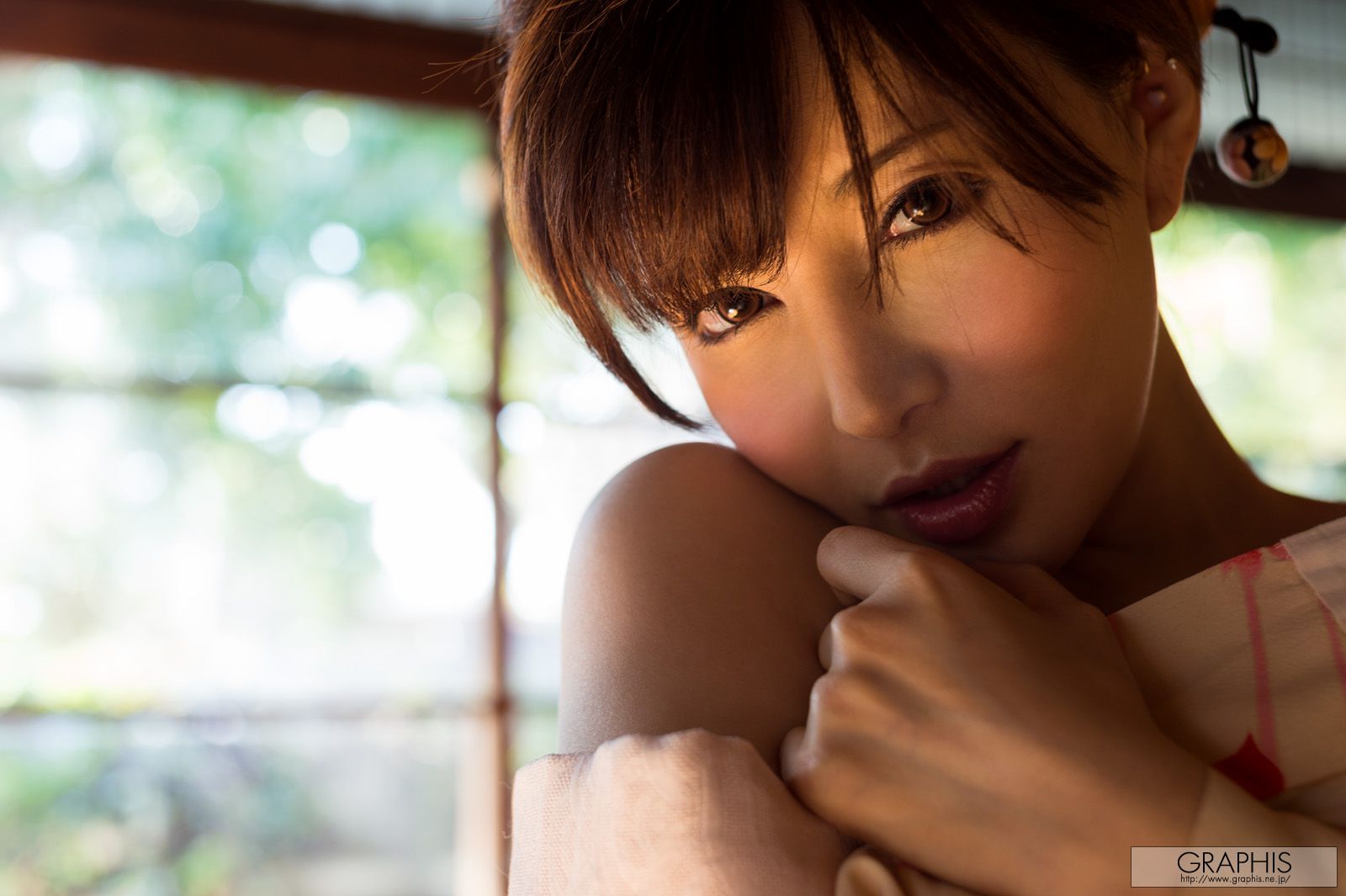 里美ゆりあ《Pussy Cat》 [Graphis] Gals