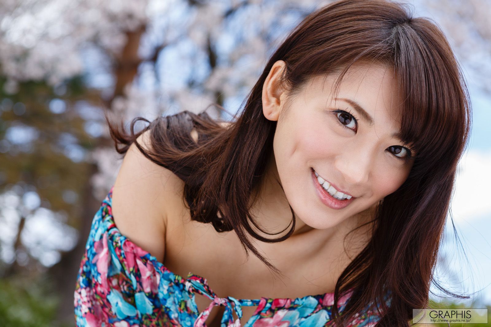 香西咲《Footloose》 [Graphis] Gals