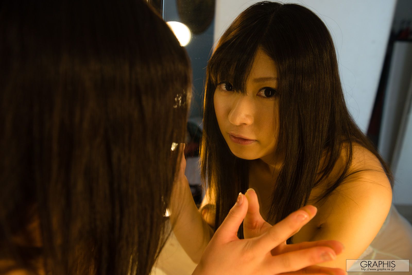 绪川里绪/緒川りお [Graphis] First Gravure 初脱ぎ娘