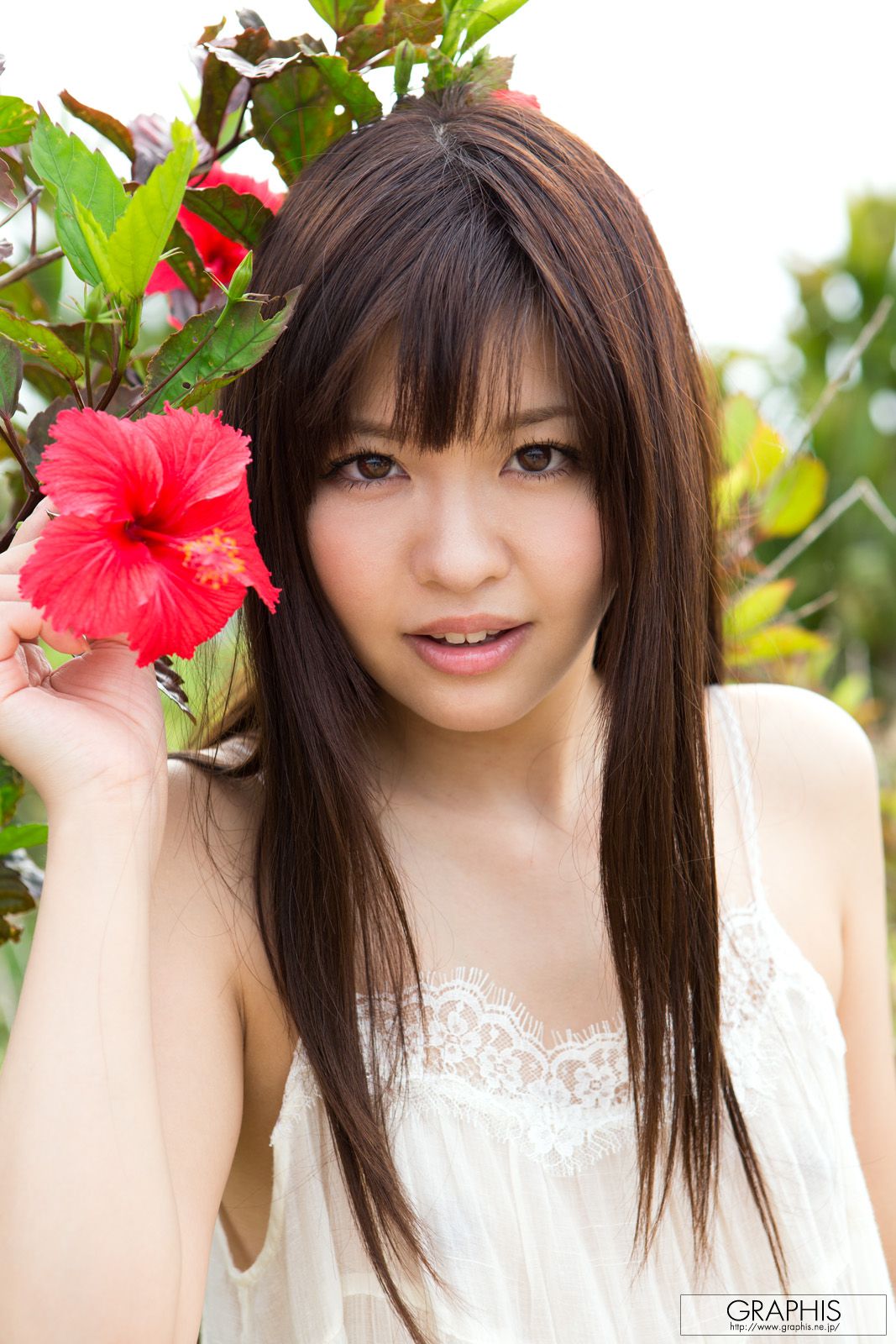 葉山めい/叶山芽衣 [Graphis] First Gravure 初脱ぎ娘