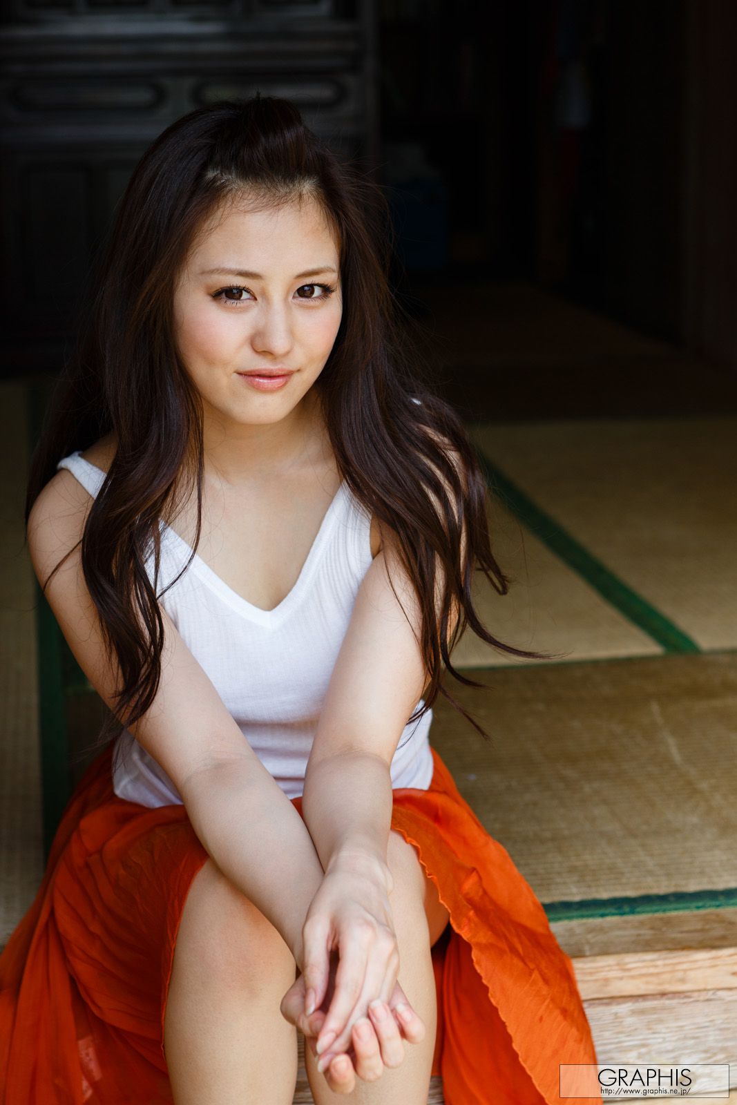 Beni Ito 伊东红 [Graphis] First Gravure 初脱ぎ娘