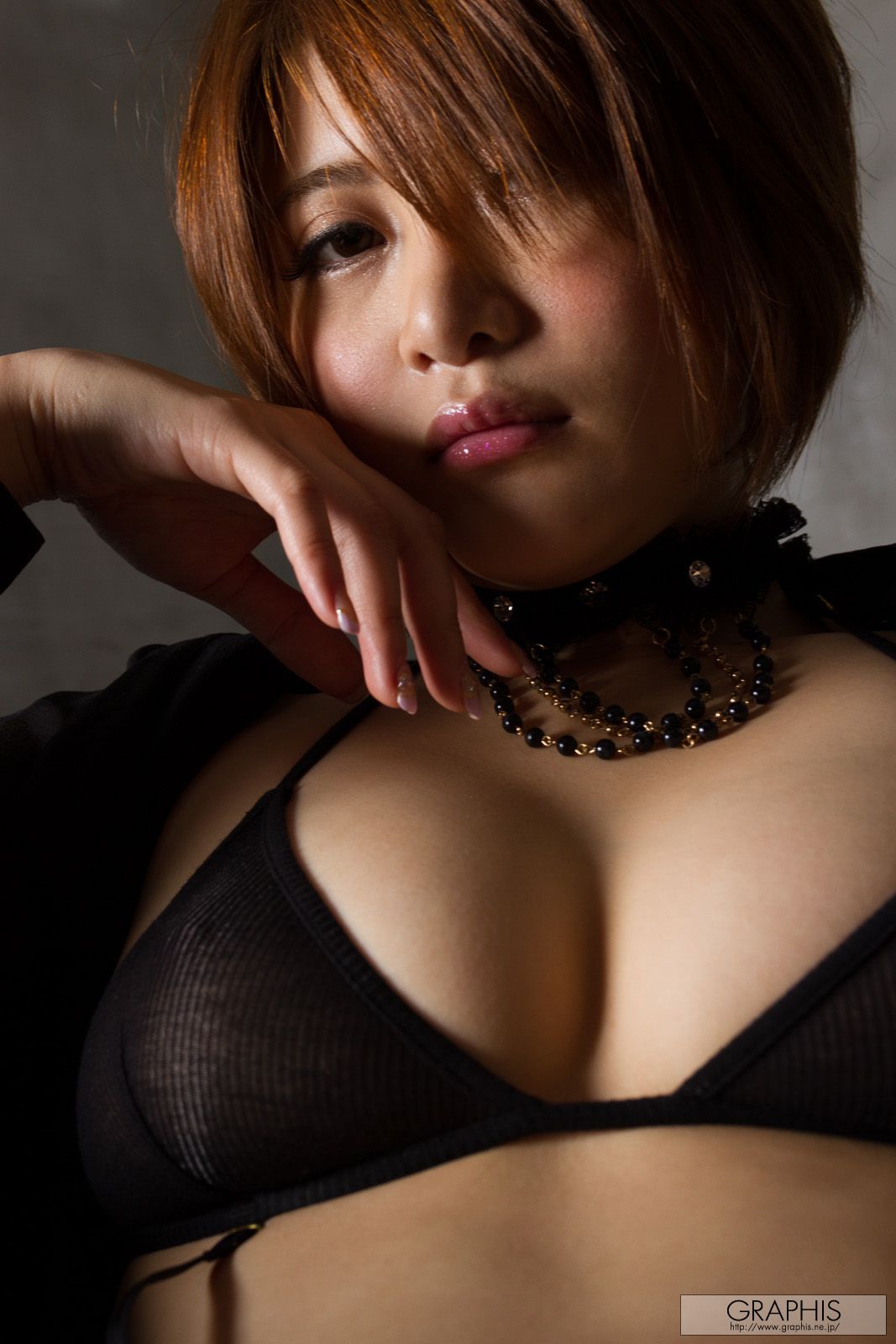 Yuuri Oshikawa 推川ゆうり/押川唯香 [Graphis] First Gravure 初脱ぎ娘