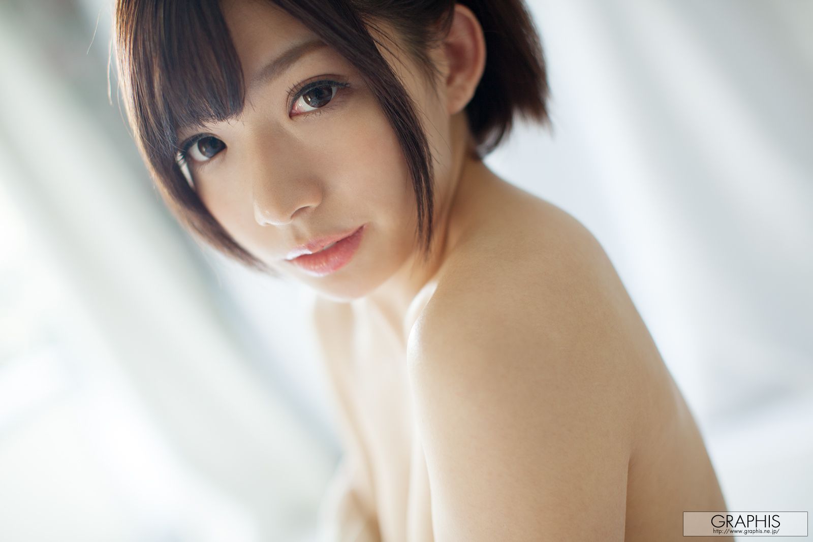 成海うるみ/成海丽(広瀬りりあ) [Graphis] First Gravure 初脱ぎ娘