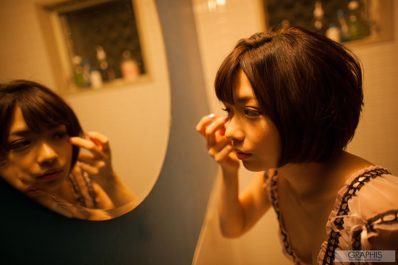 成海うるみ/成海丽(広瀬りりあ) [Graphis] First Gravure 初脱ぎ娘