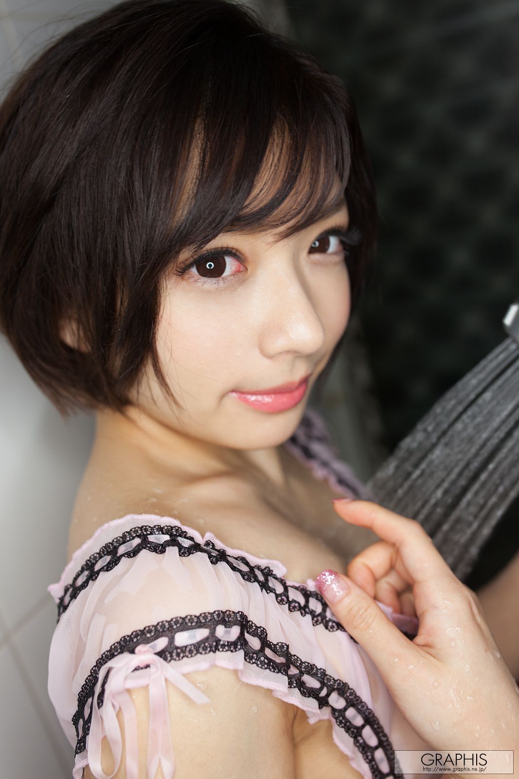 成海うるみ/成海丽(広瀬りりあ) [Graphis] First Gravure 初脱ぎ娘