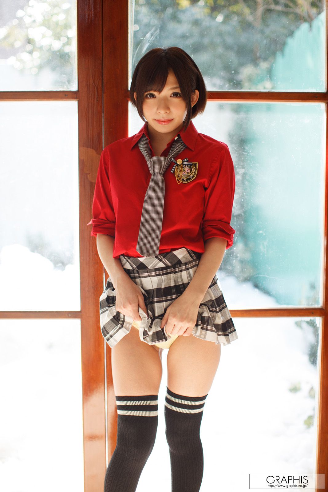 成海うるみ/成海丽(広瀬りりあ) [Graphis] First Gravure 初脱ぎ娘