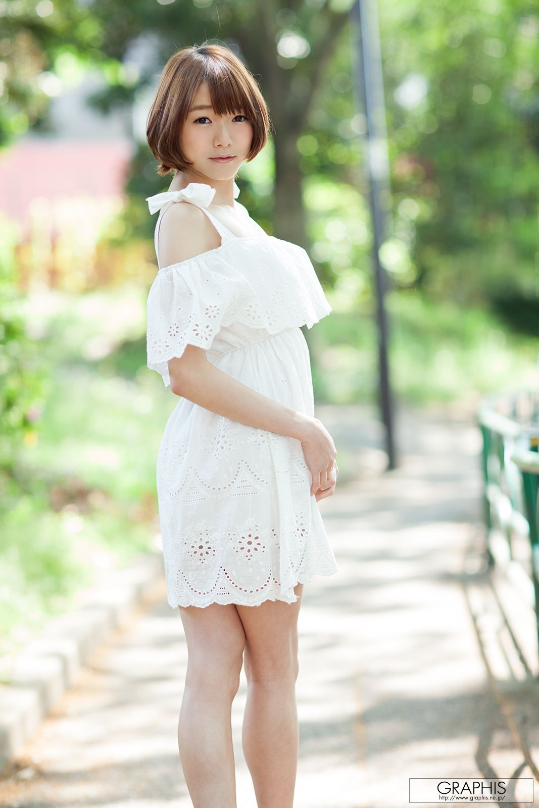 涼川絢音/凉川绚音 [Graphis] First Gravure 初脱ぎ娘