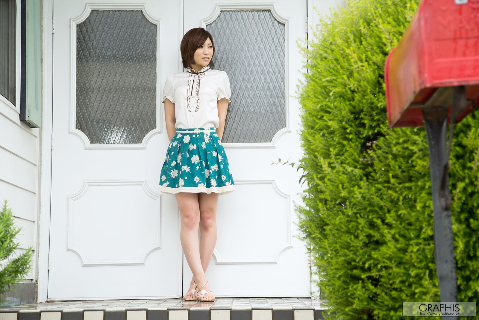 夏希みなみ/夏希南 [Graphis] First Gravure 初脱ぎ娘