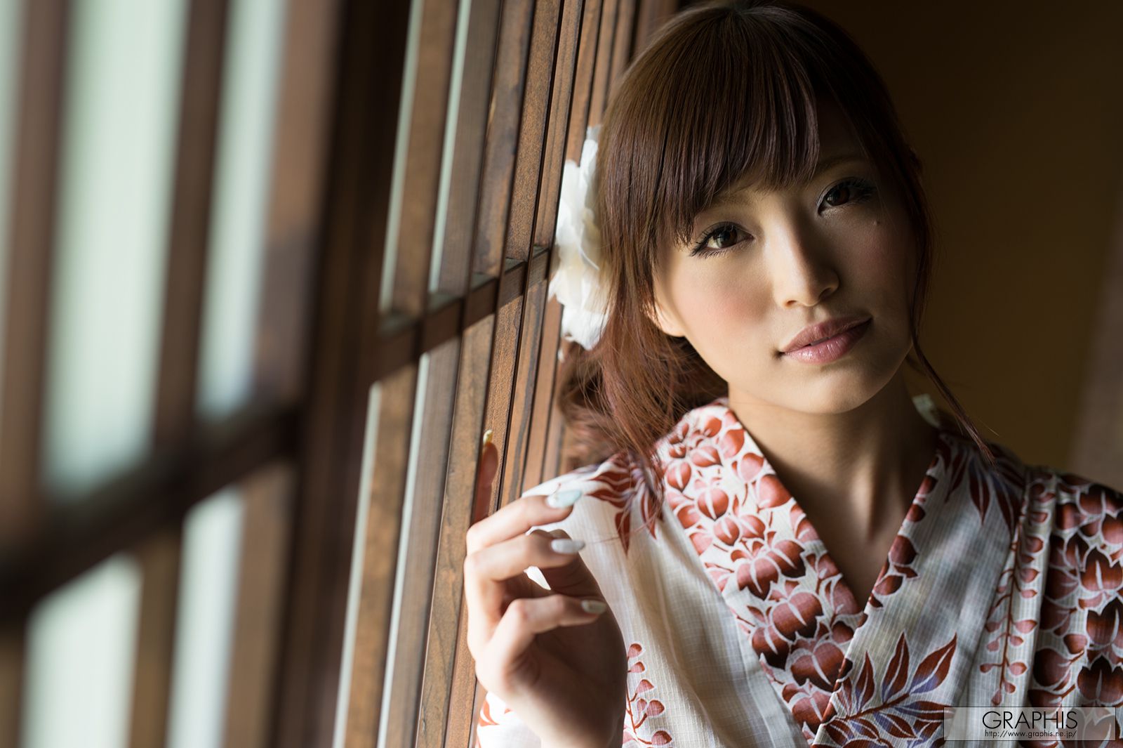 立花陽未《We Rise》 [Graphis] Gals
