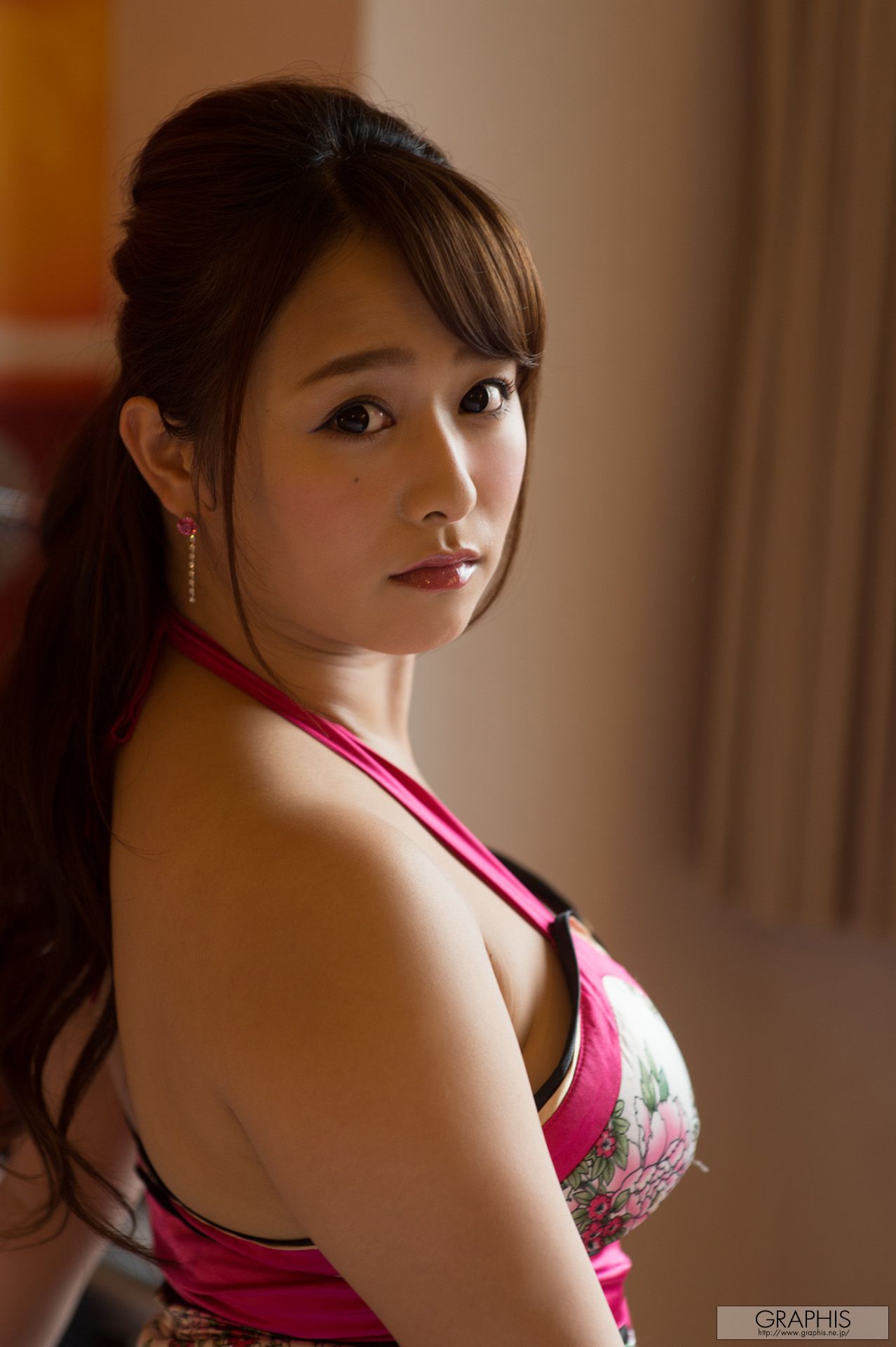 白石茉莉奈《Primary Colors》 [Graphis] Gals