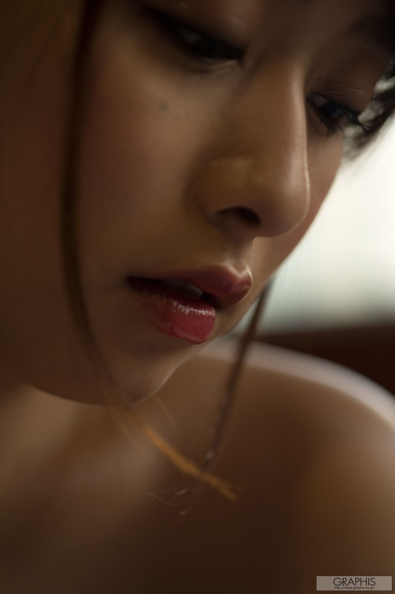 白石茉莉奈《Primary Colors》 [Graphis] Gals