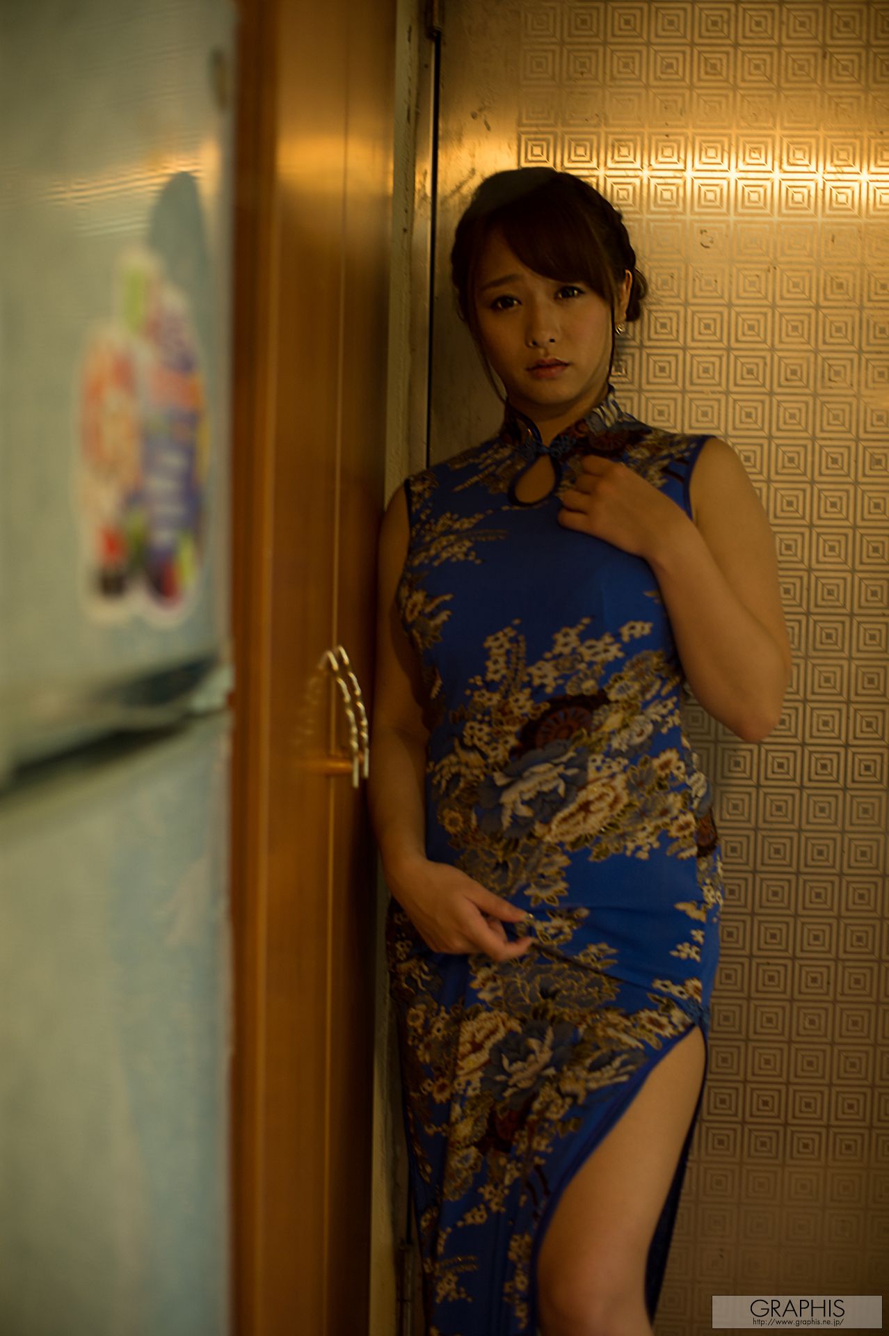 白石茉莉奈《Primary Colors》 [Graphis] Gals